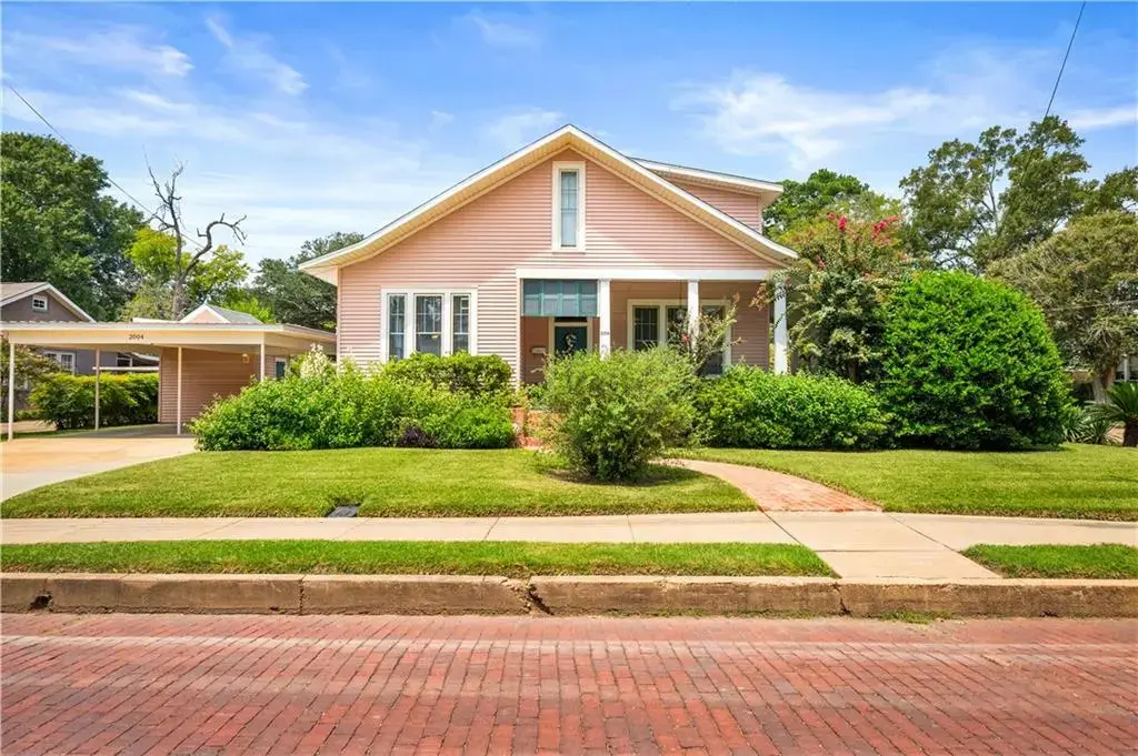 2004 Albert St , Alexandria