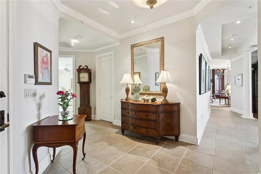 Photo of Listing #2520176