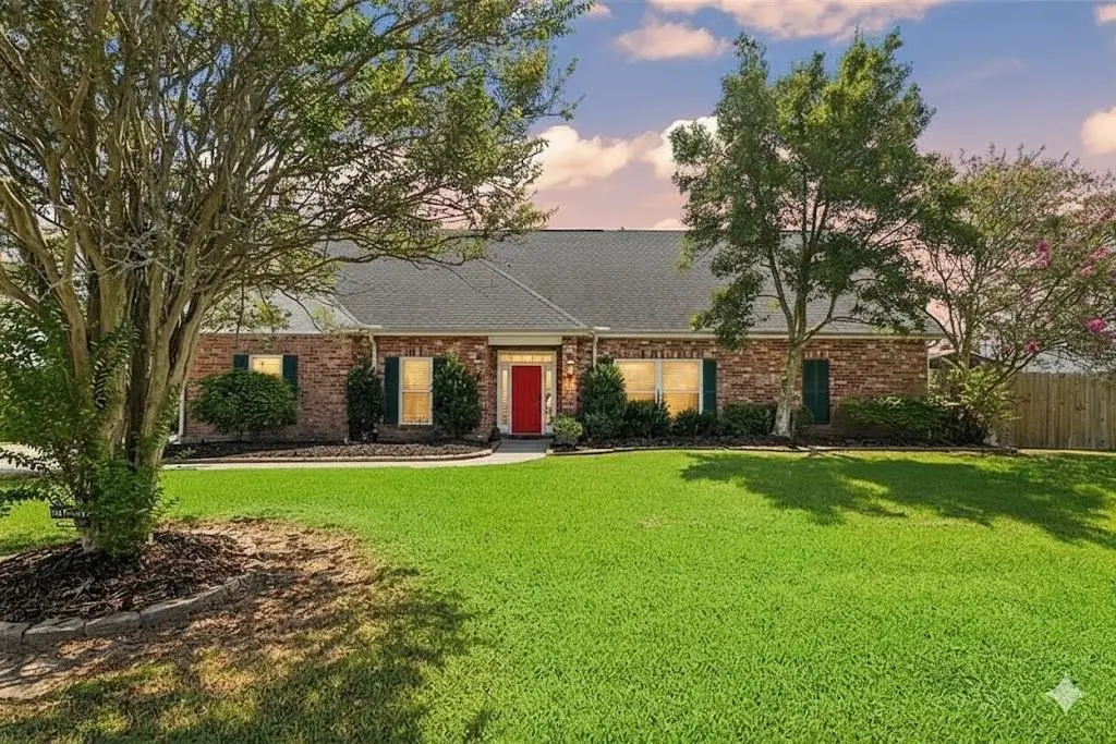 Photo of Listing #2519453