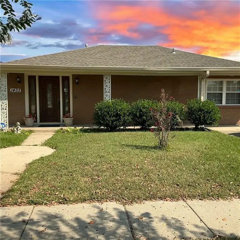 Photo of Listing #2522299