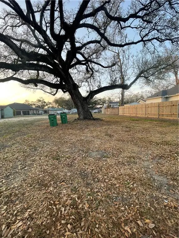 Photo of Listing #2522502