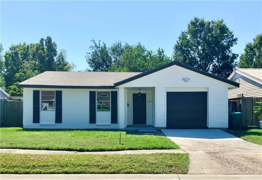 Photo of Listing #2525582