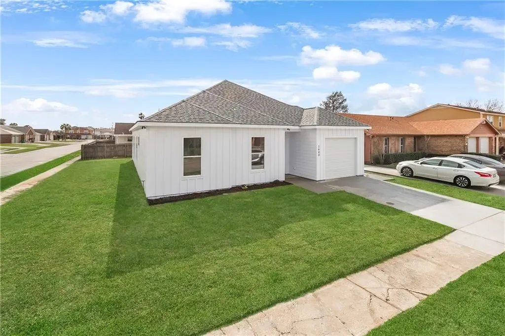 Photo of Listing #2527108