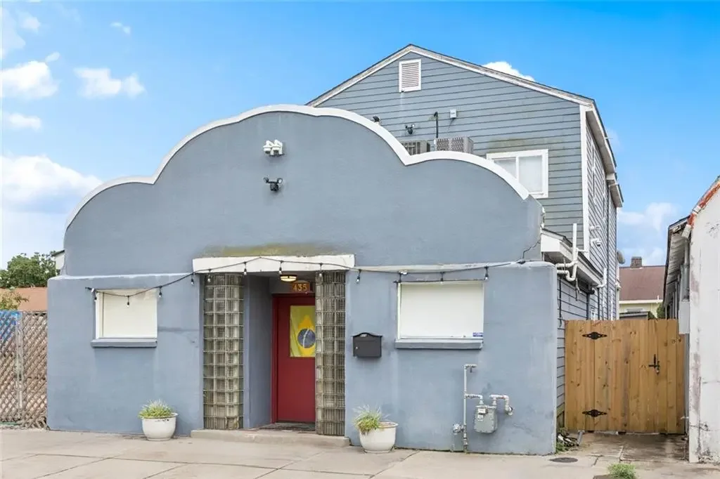 Photo of Listing #2527615