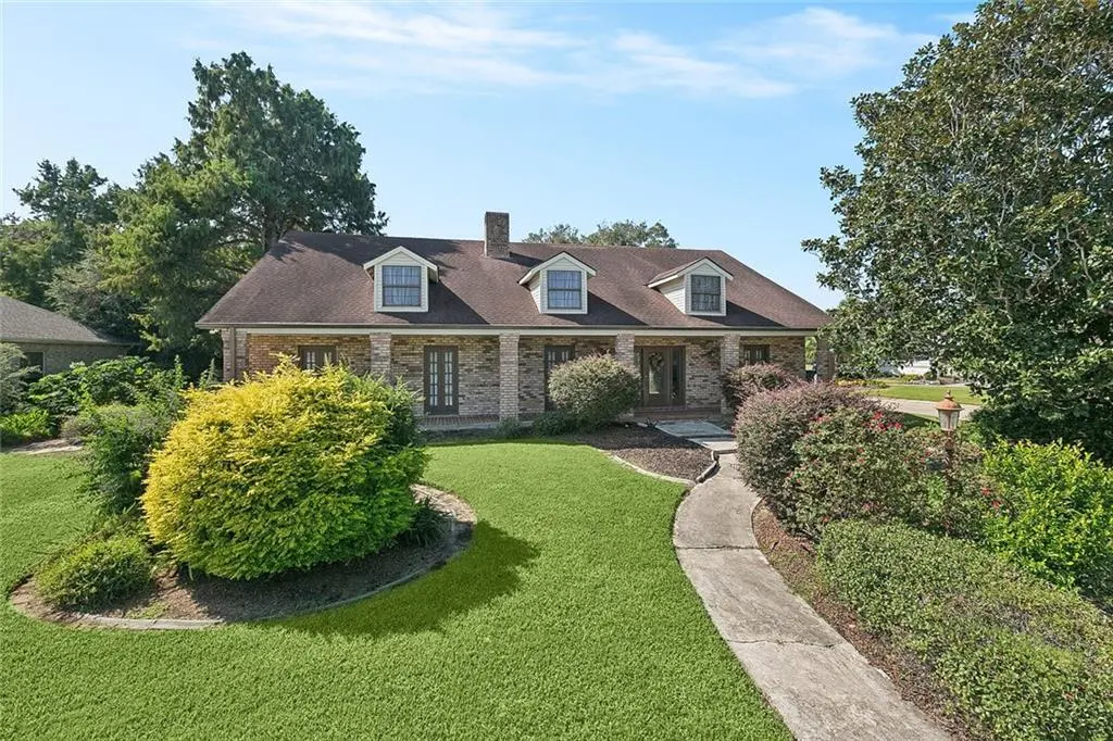 Photo of Listing #2528220