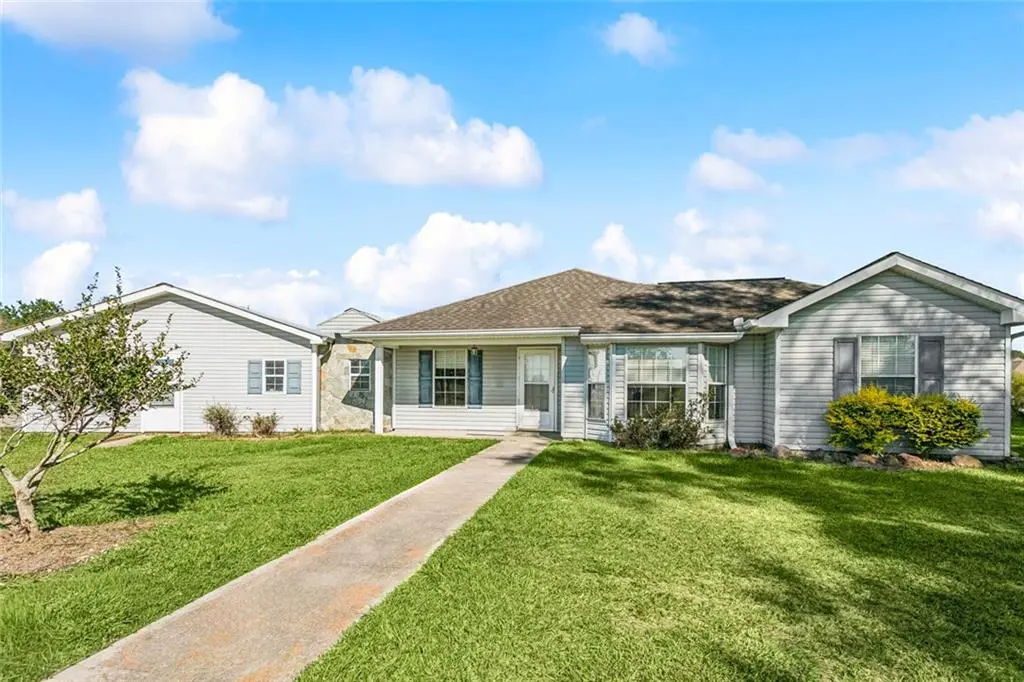 Photo of Listing #2528393