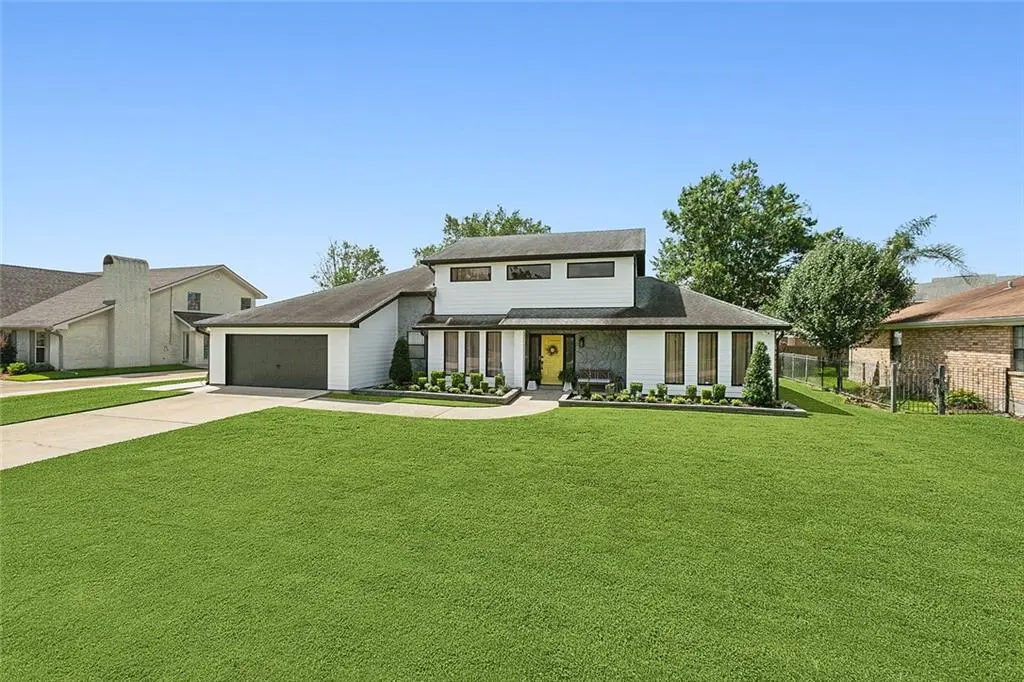 Photo of Listing #2528909