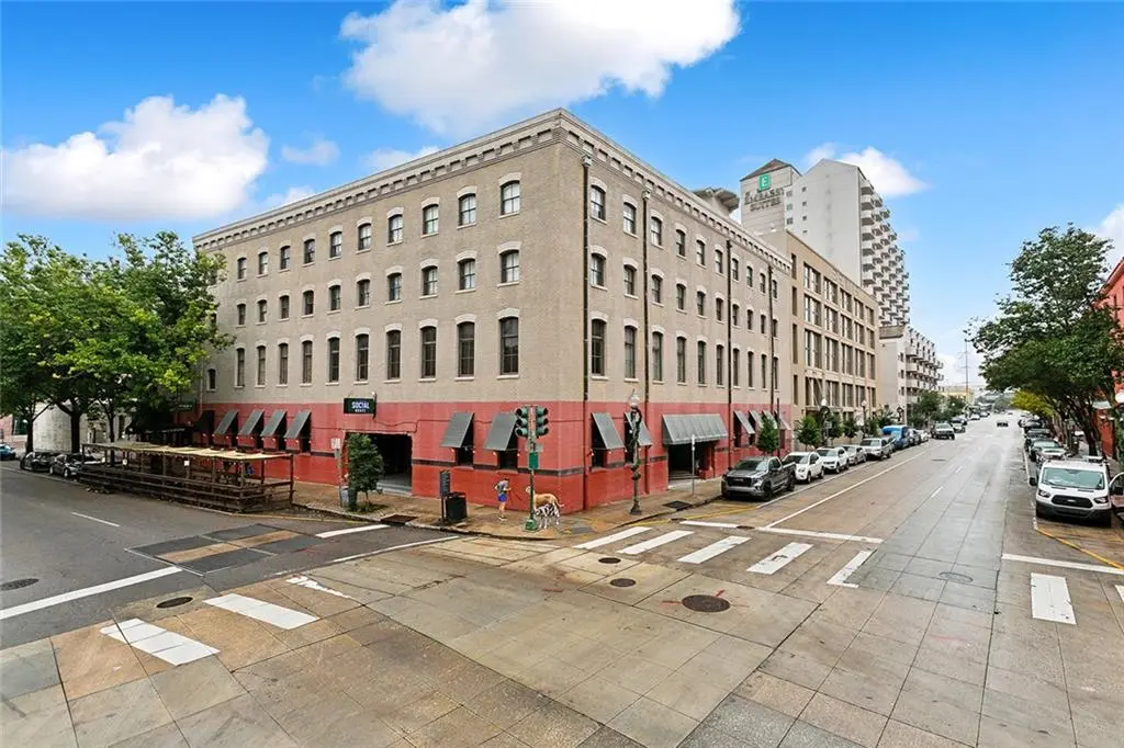 Photo of Listing #2529054