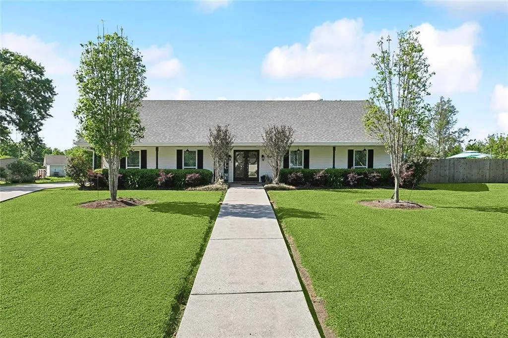 Photo of Listing #2528998