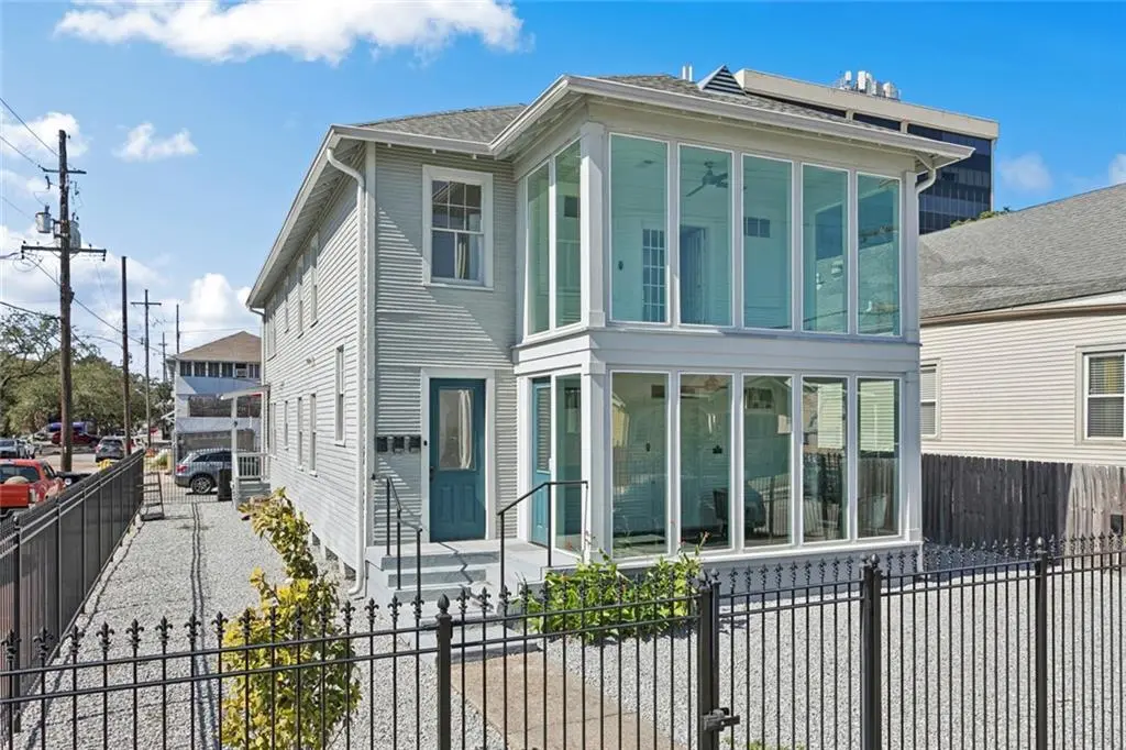 Photo of Listing #2529118