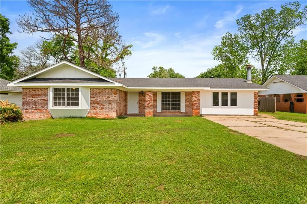 3903 Jennifer St , Alexandria