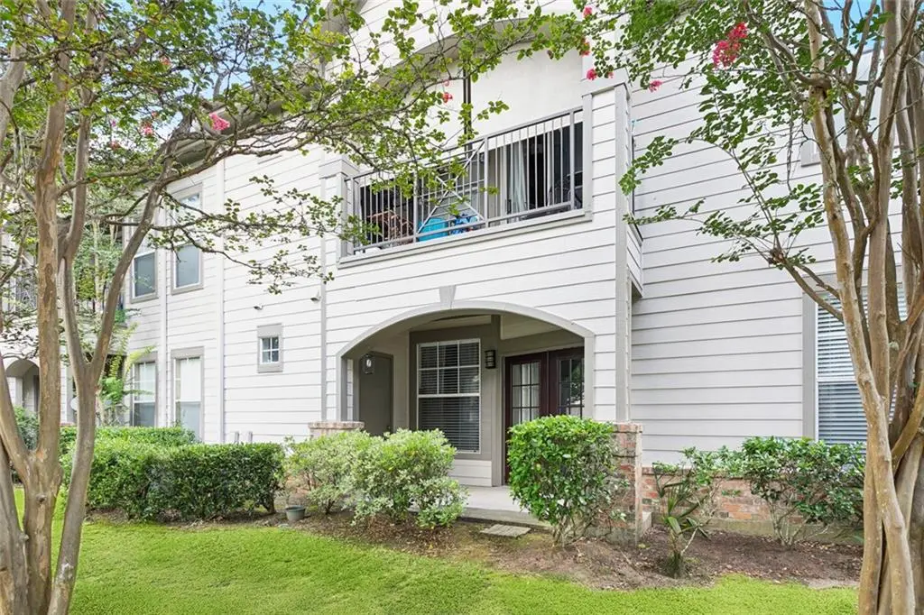 Photo of Listing #2530145