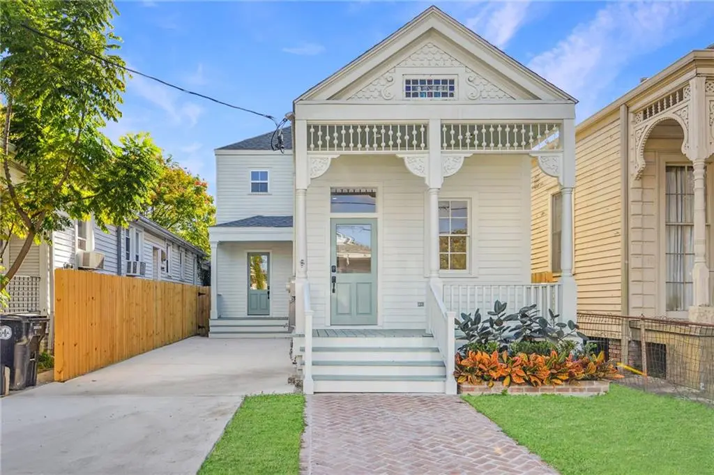 Photo of Listing #2530258