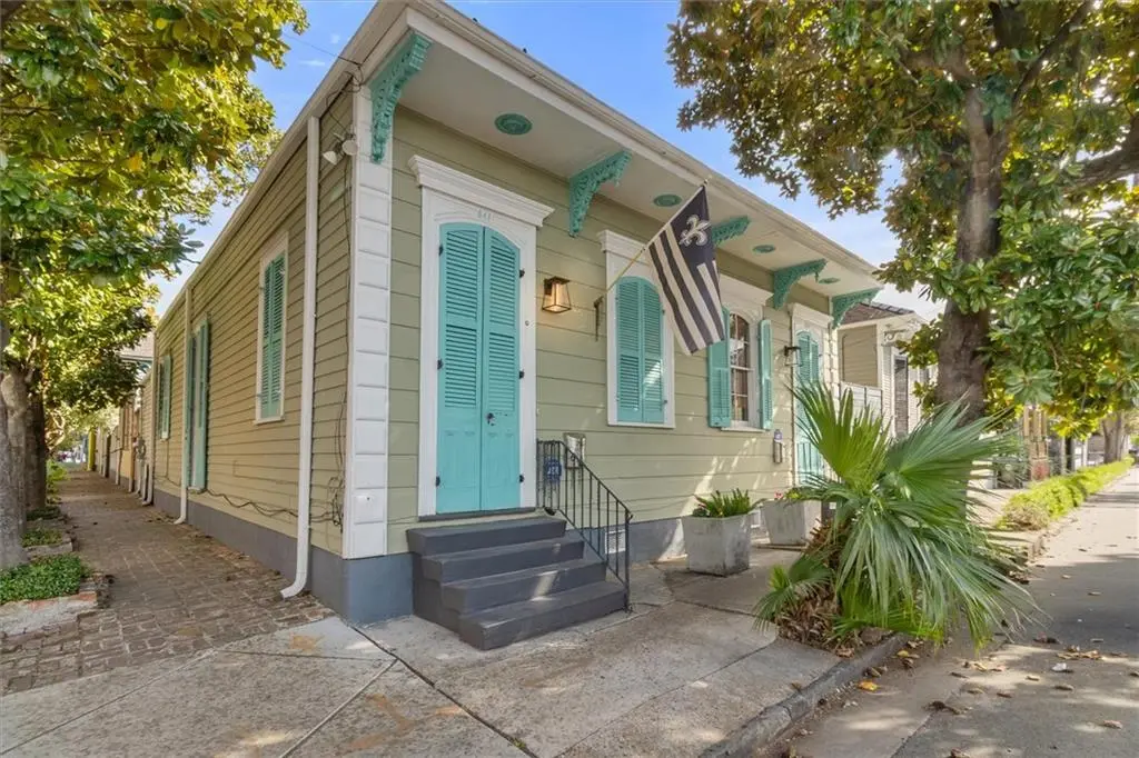 Photo of Listing #2529926