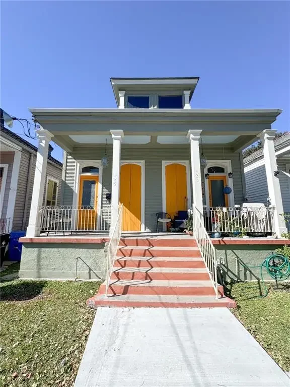 Photo of Listing #2530798