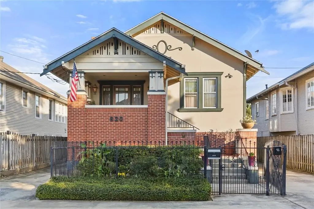 Photo of Listing #2530780