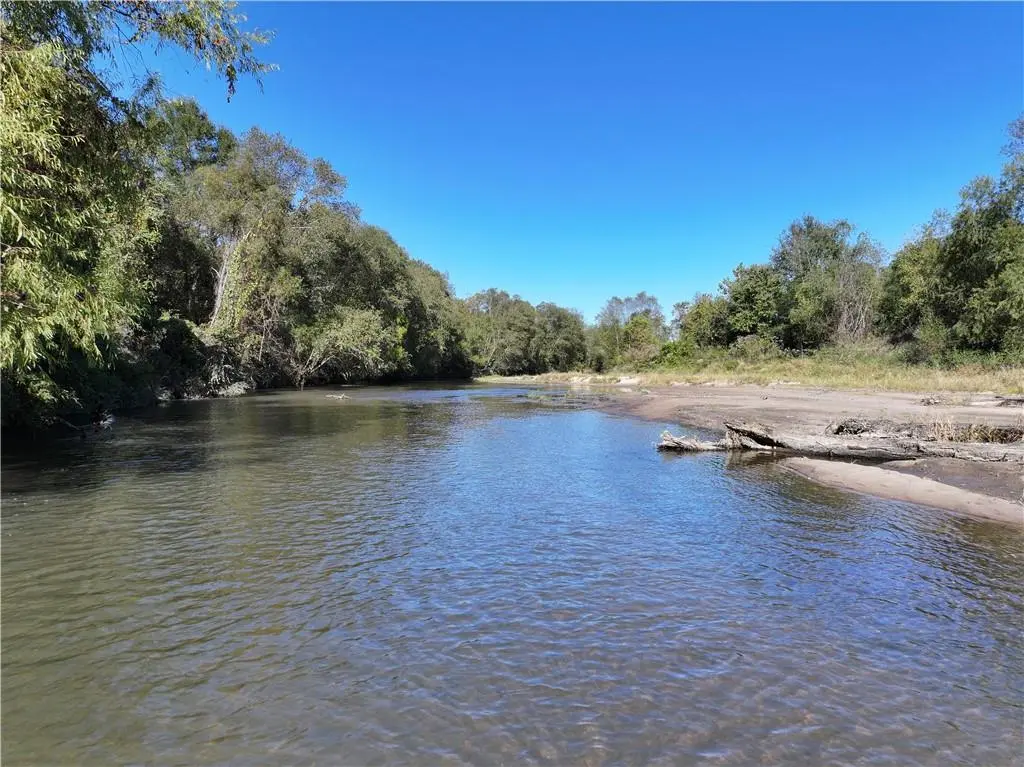 19173 Plank Rd , Baker