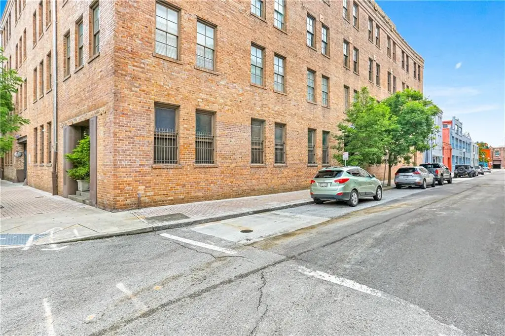 Photo of Listing #2533312