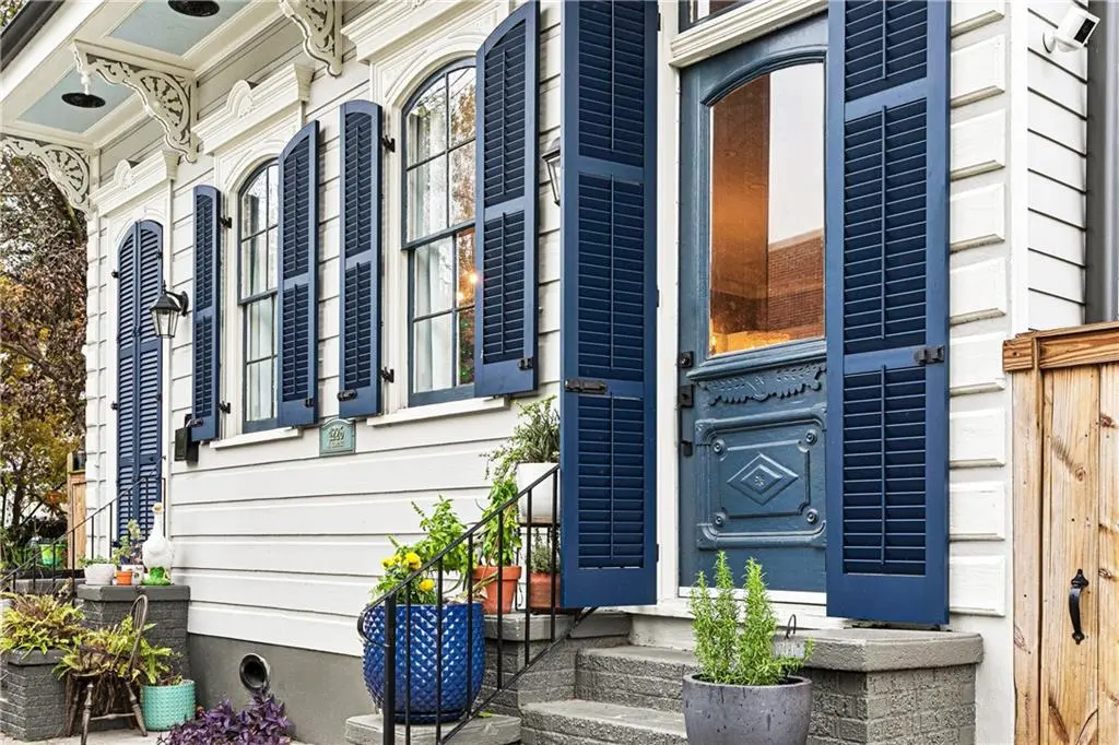 Photo of Listing #2533748