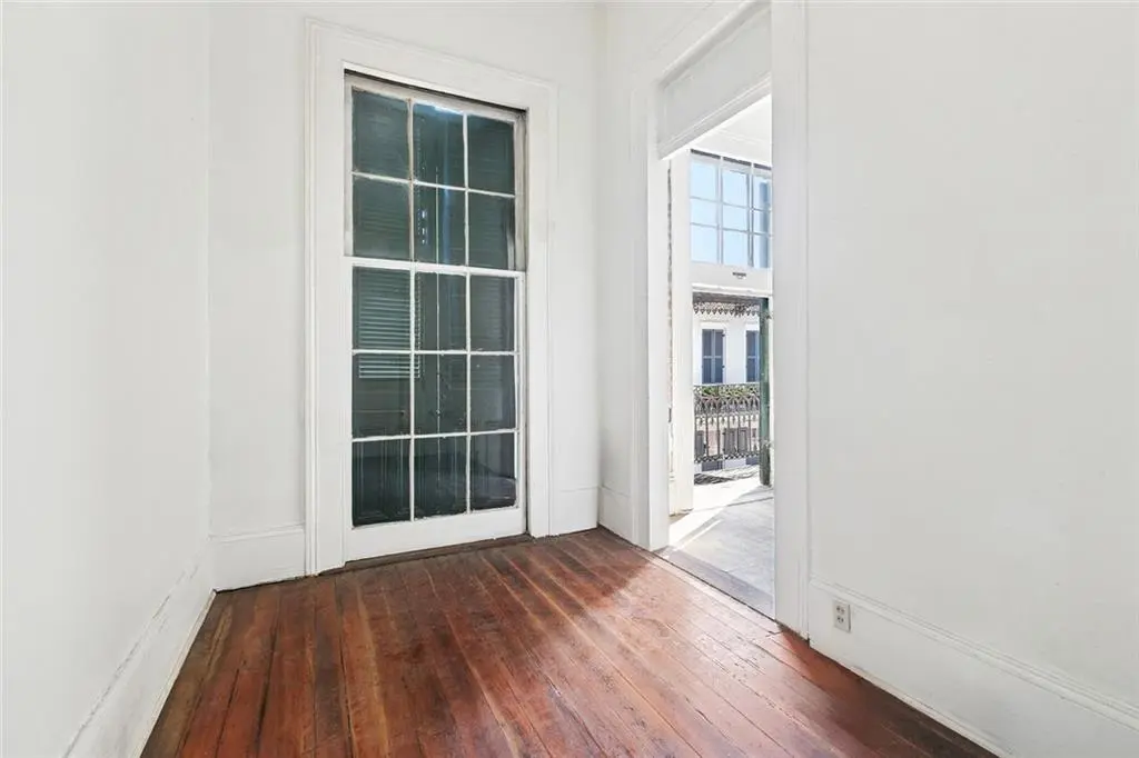 Photo of Listing #2533846