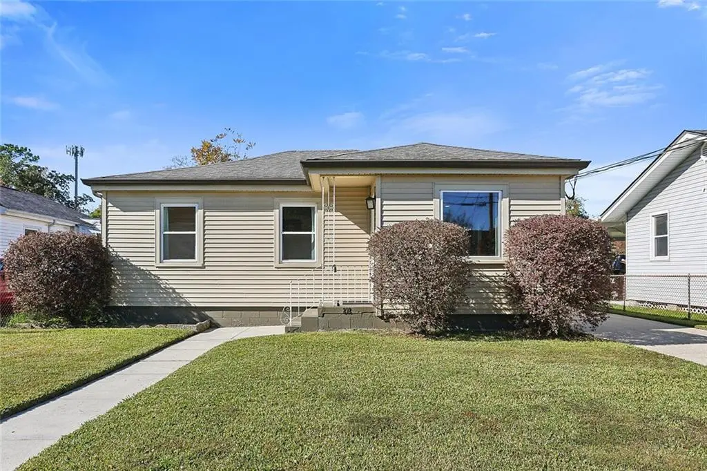 Photo of Listing #2533999