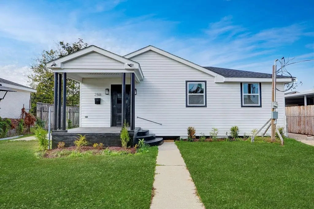 Photo of Listing #2534051