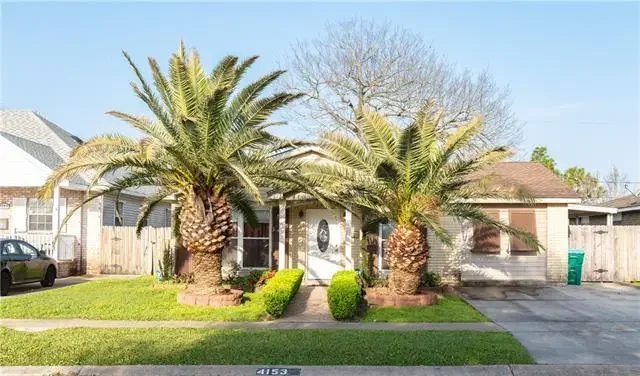 Photo of Listing #2533037