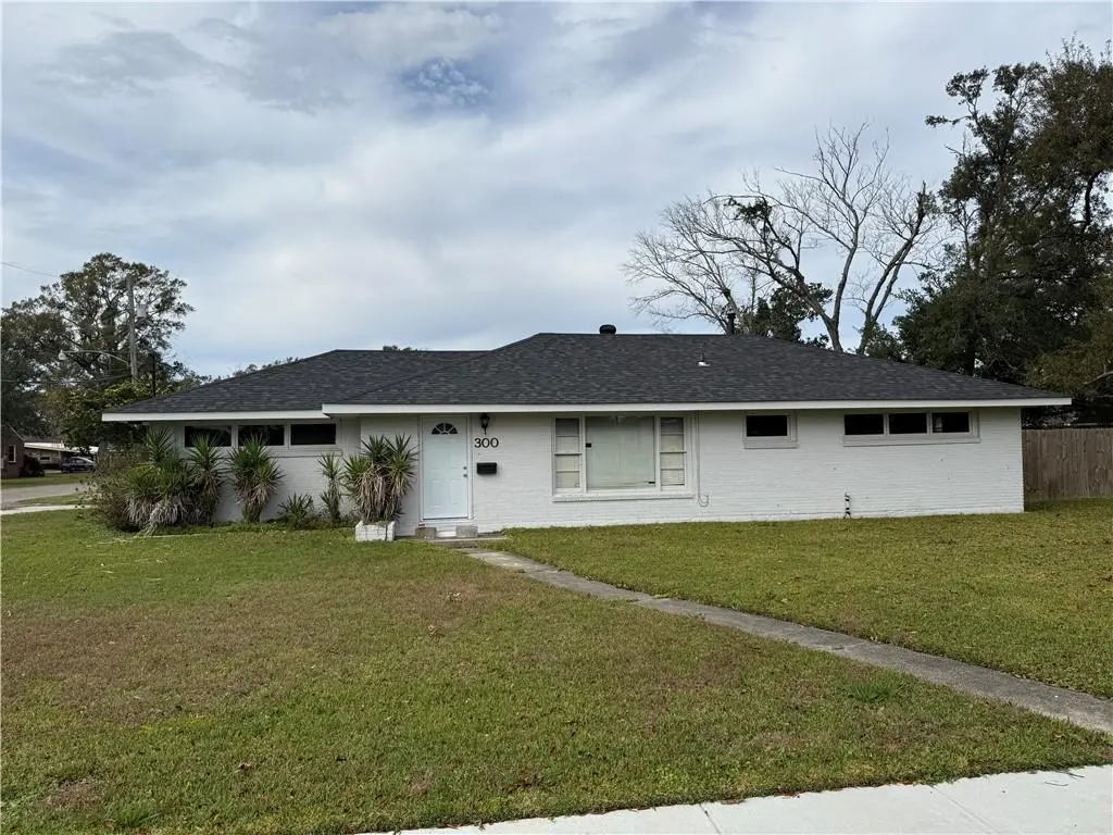 Photo of Listing #2535819