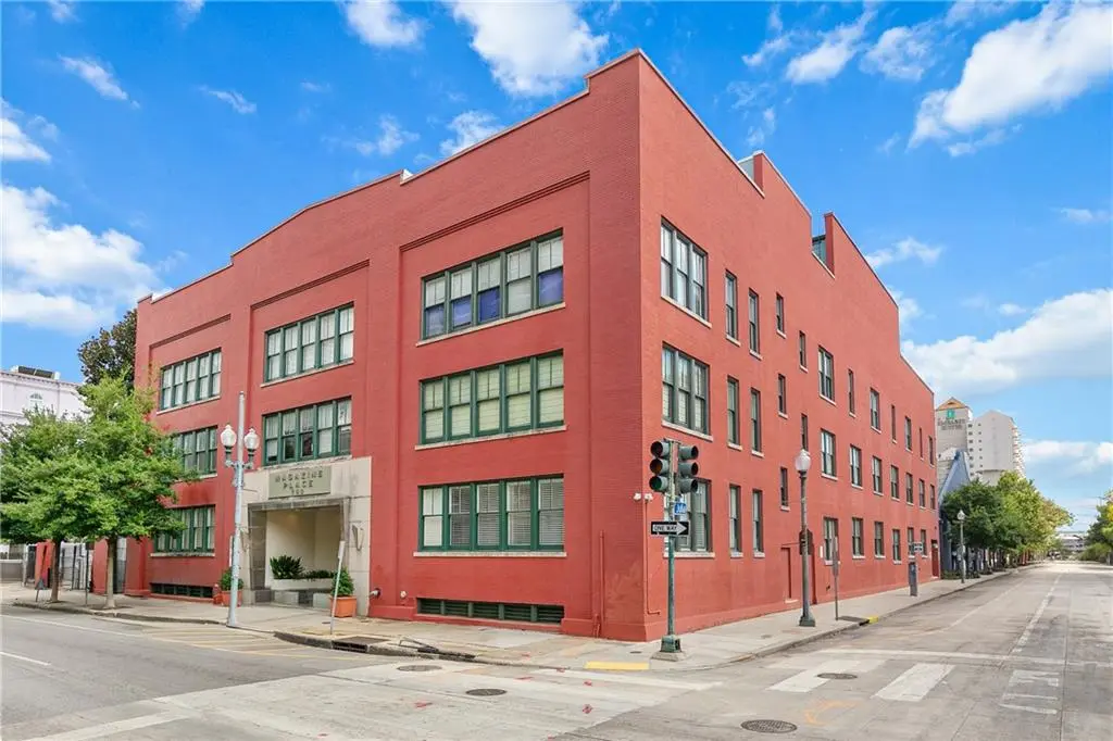 Photo of Listing #2536221