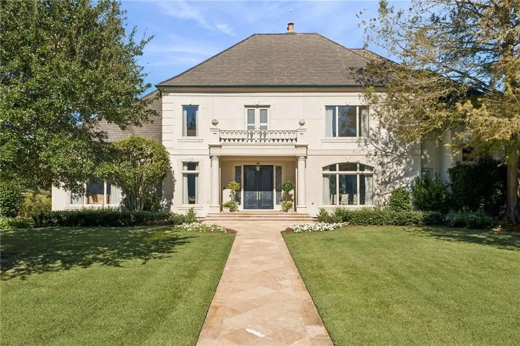 Photo of Listing #2530518