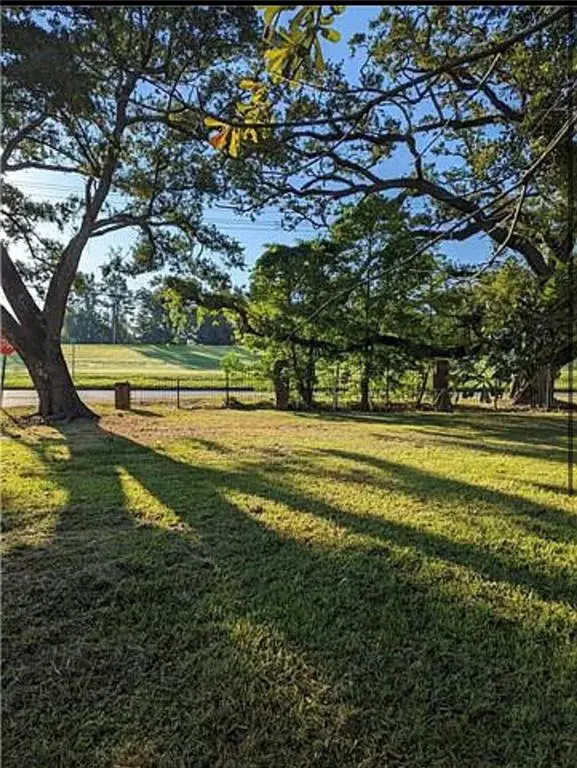 Photo of Listing #2537741