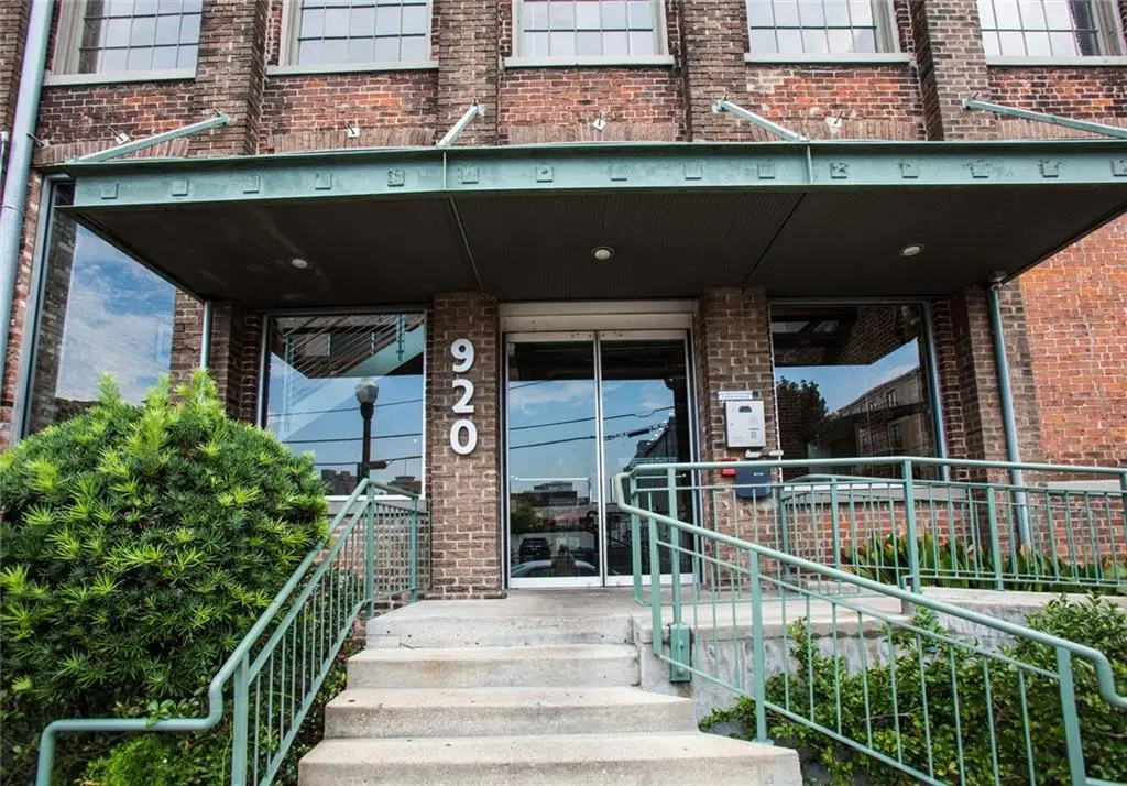 Photo of Listing #2538424