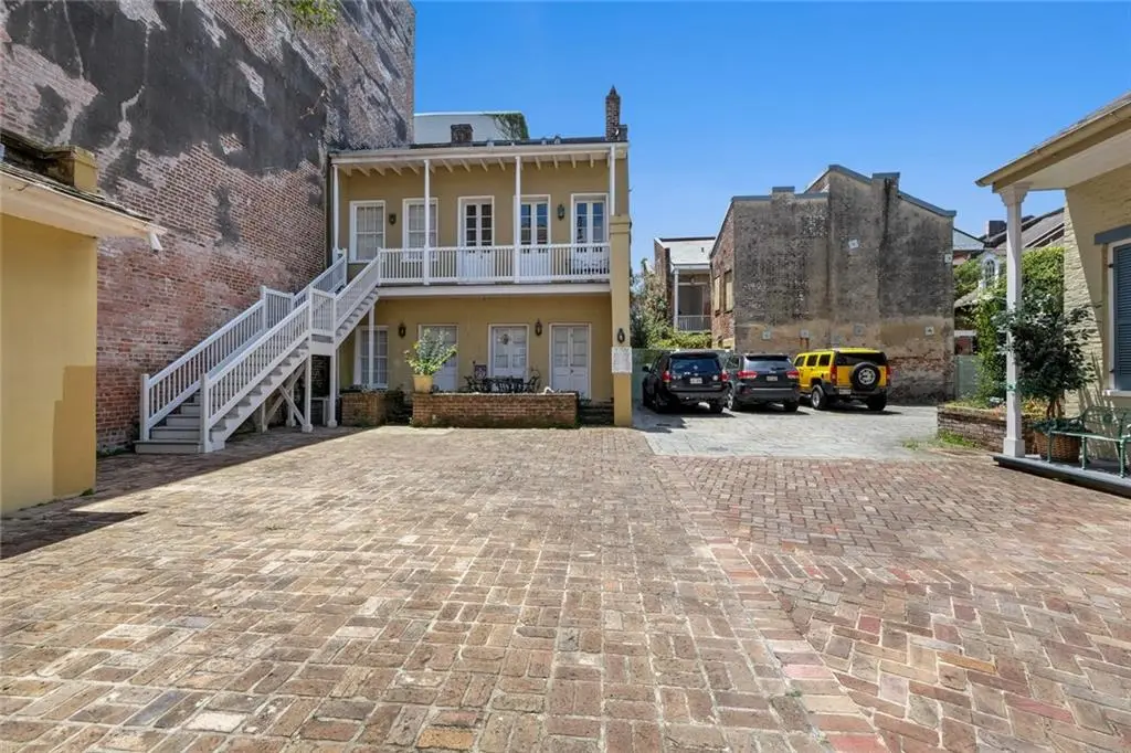 Photo of Listing #2538381