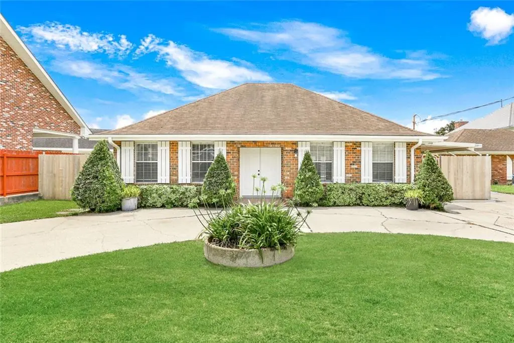 Photo of Listing #2539121