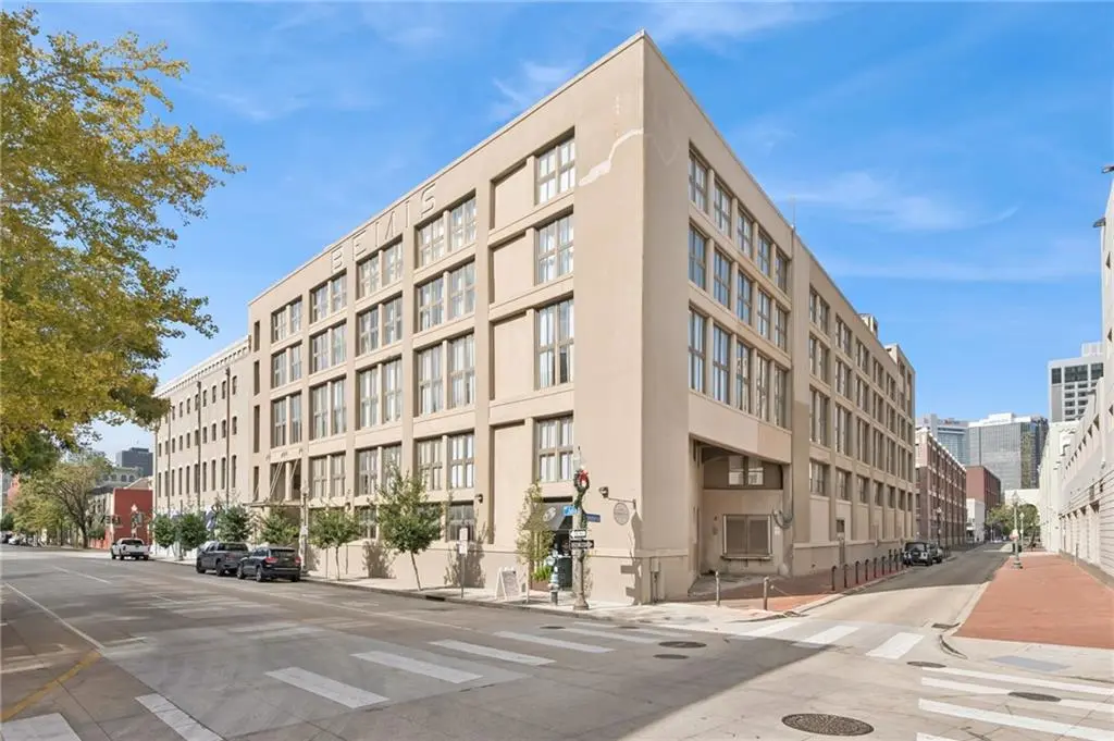 Photo of Listing #2539543