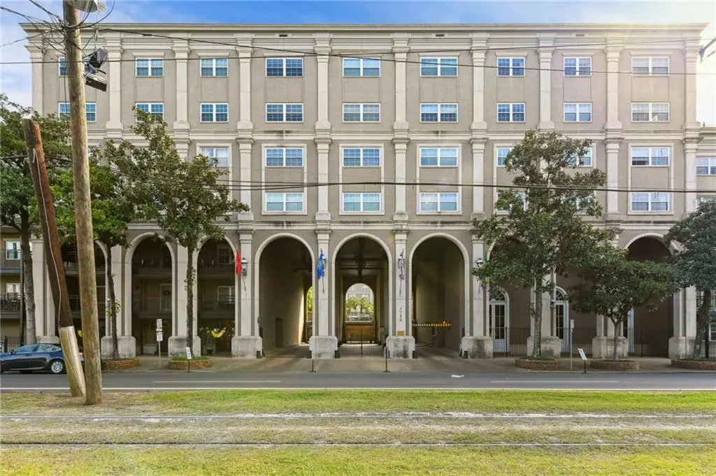 Photo of Listing #2538167