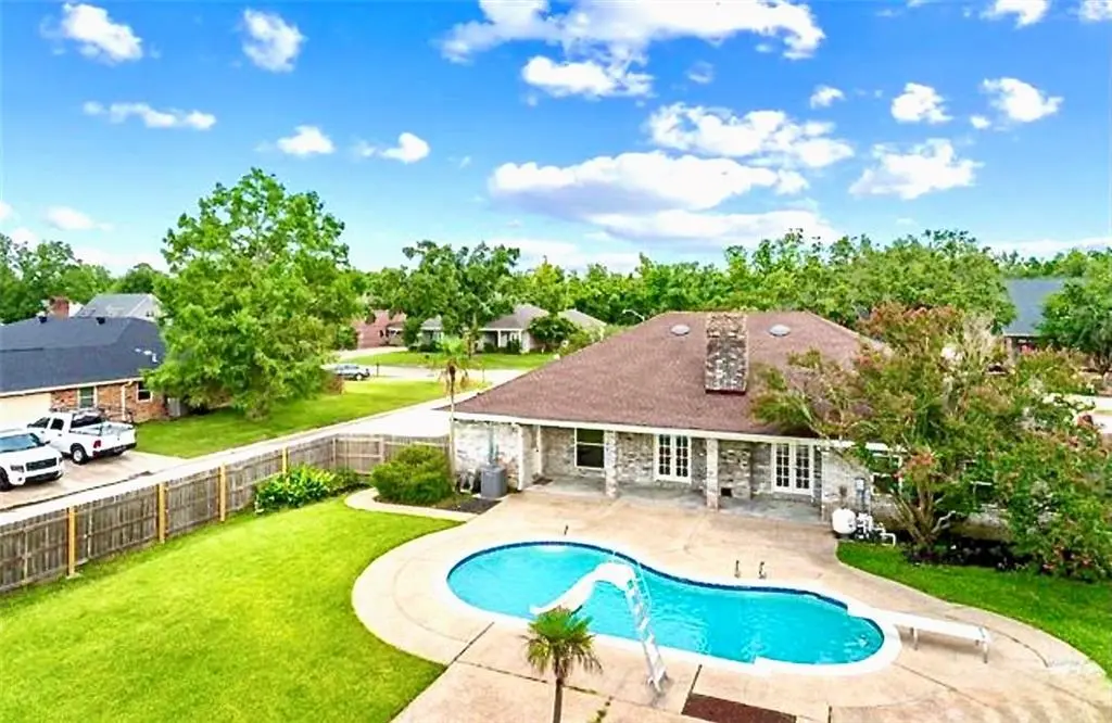 Photo of Listing #2539933