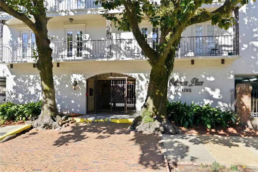 Photo of Listing #2540380