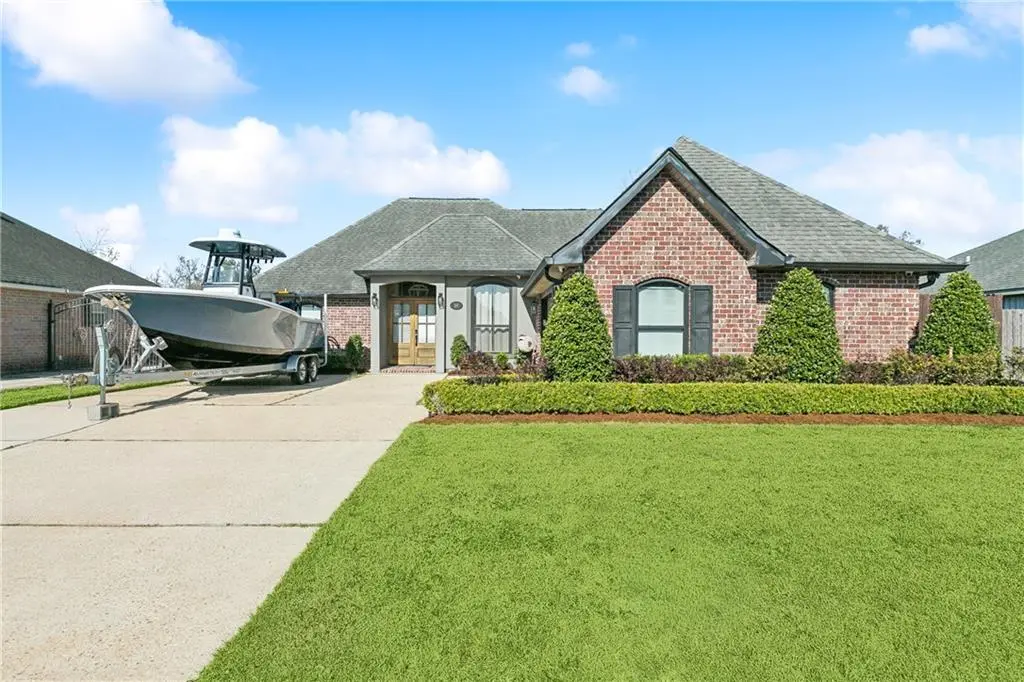 Photo of Listing #2541173