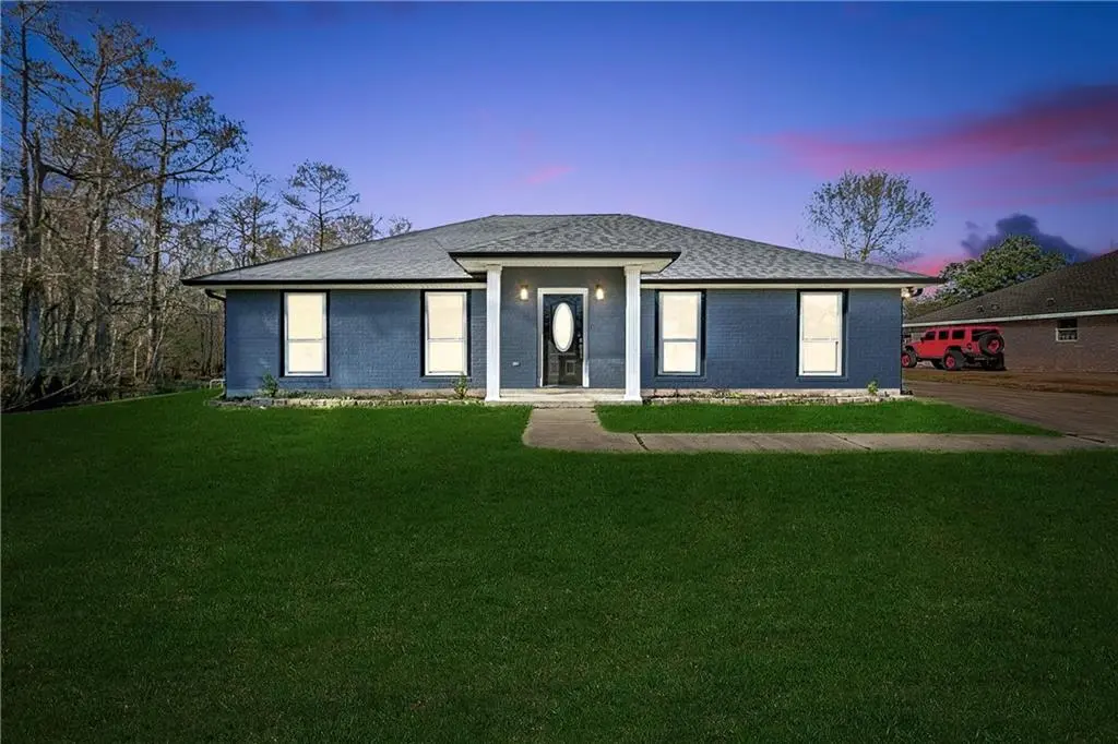 Photo of Listing #2541417