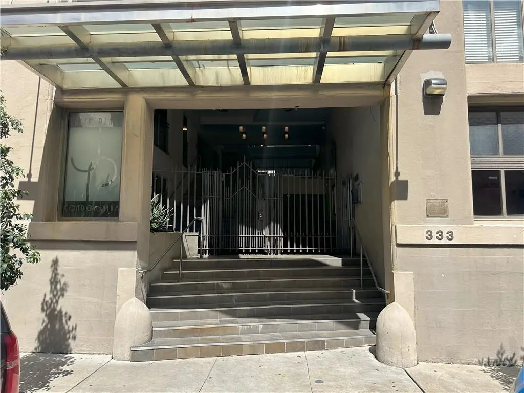 Photo of Listing #2541089