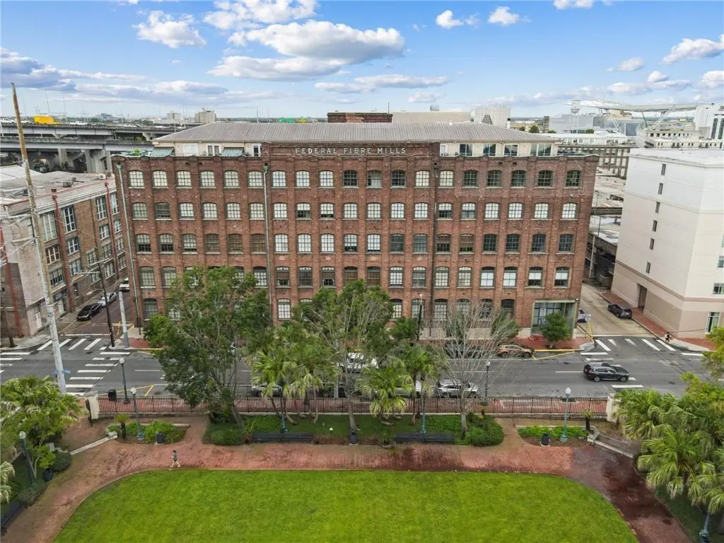 Photo of Listing #2541180