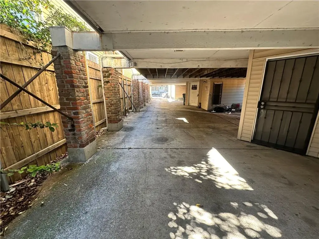 Photo of Listing #2541845