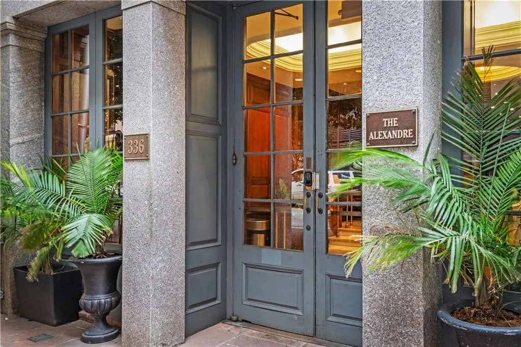 Photo of Listing #2542512