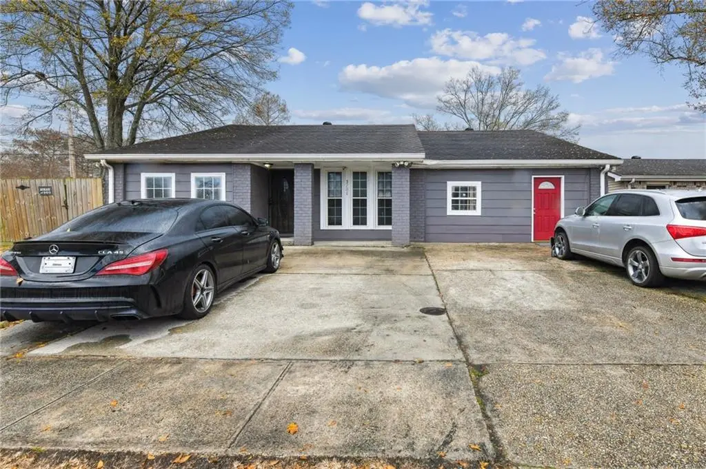 Photo of Listing #2542495