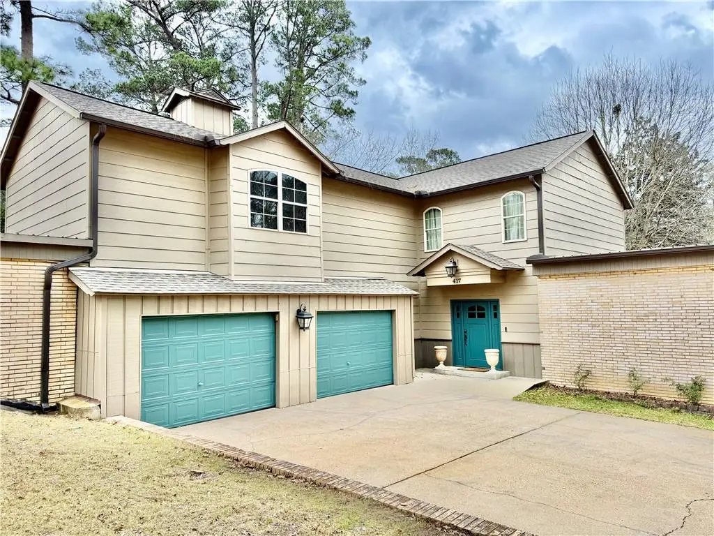 417 Hiawatha Trail, Pineville