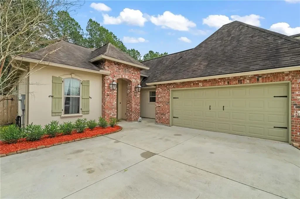 Photo of Listing #2545229