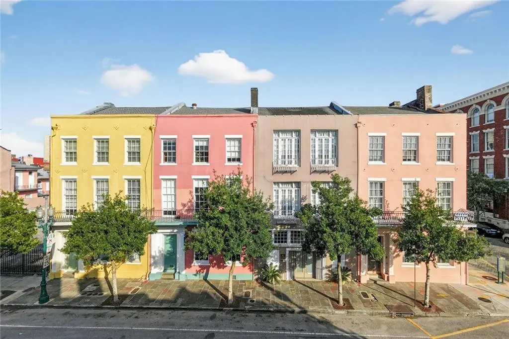 Photo of Listing #2545978