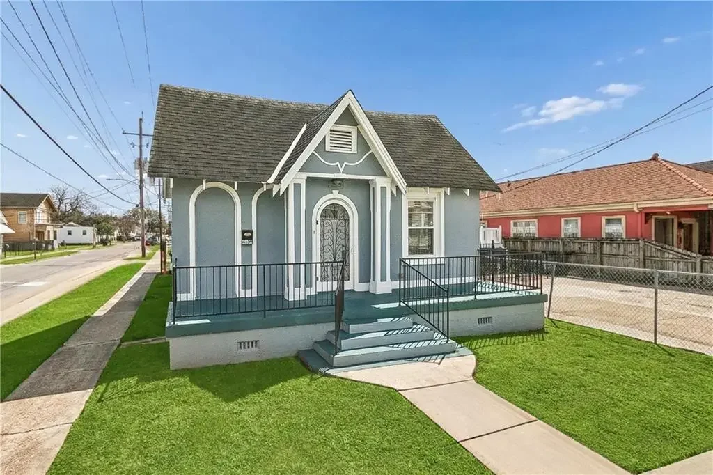 Photo of Listing #2541464