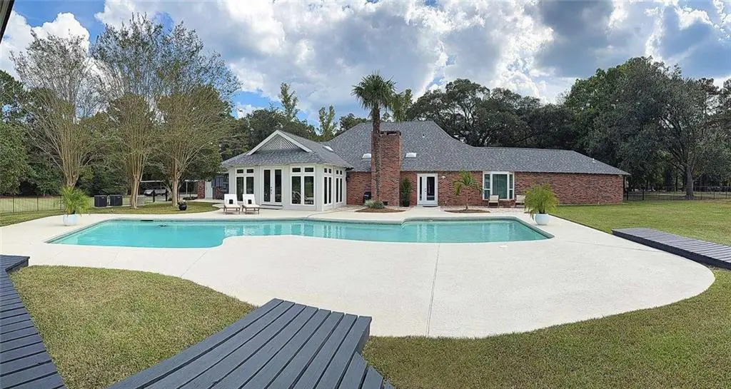 Photo of Listing #2546201
